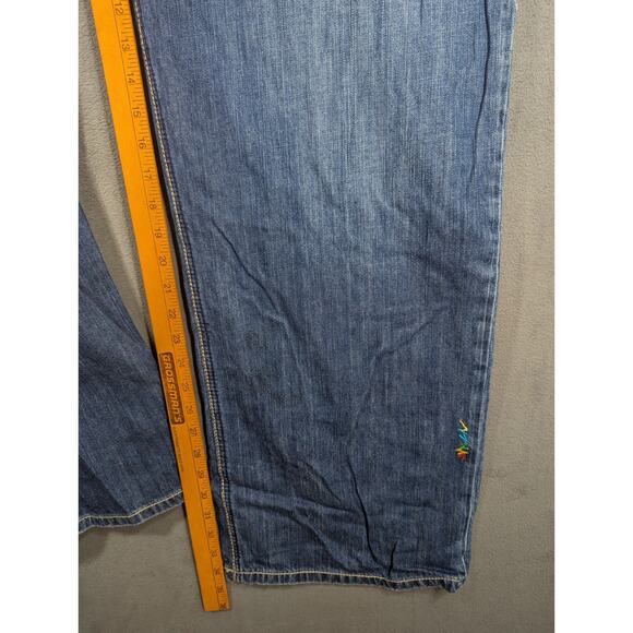 COOGI Mens Jeans Embroidered Leather Pocket Relaxed Size 46×36 Actually 44x35 - Picture 11 of 16